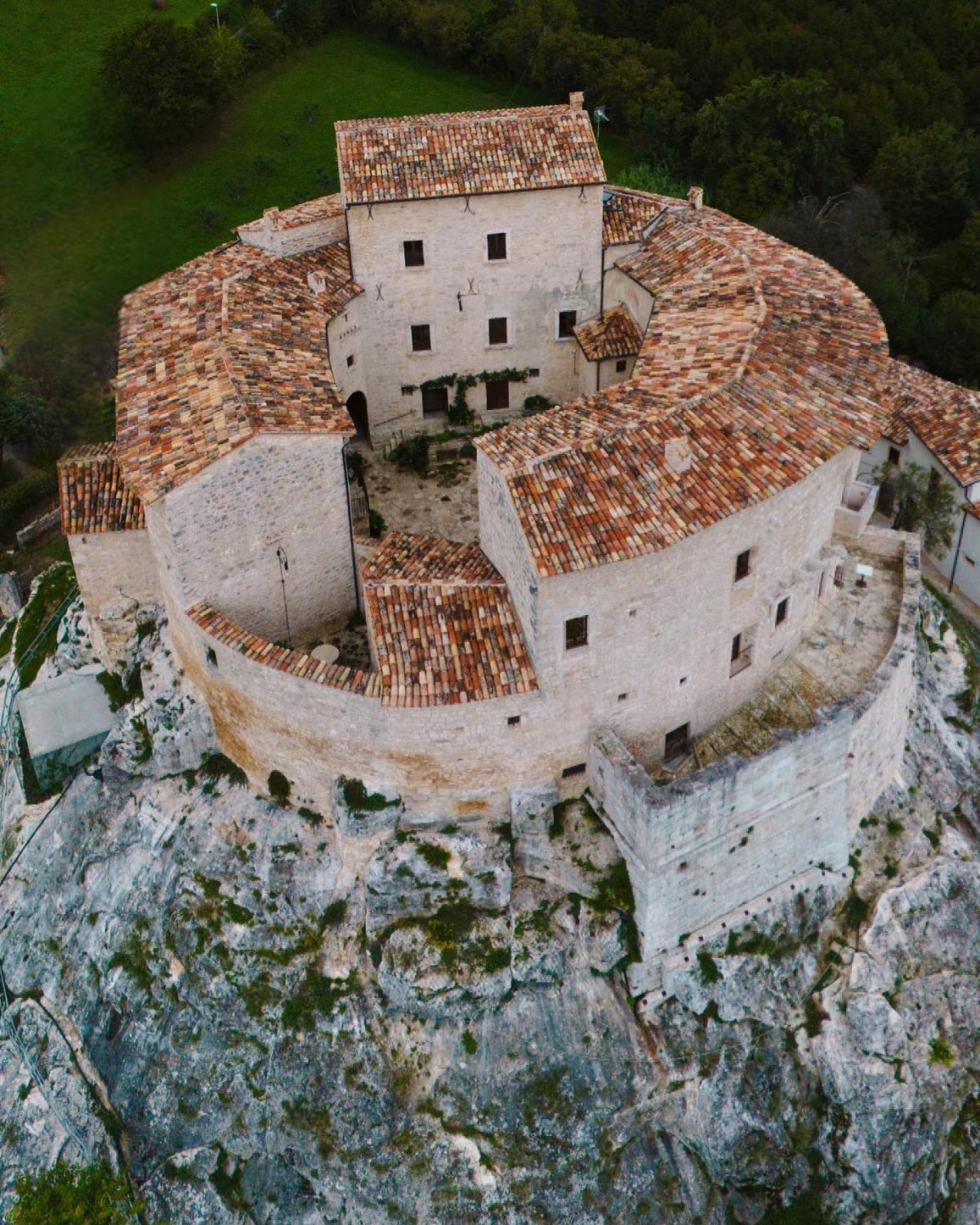 Castel Di Luco Ξενοδοχείο Acquasanta Terme Εξωτερικό φωτογραφία